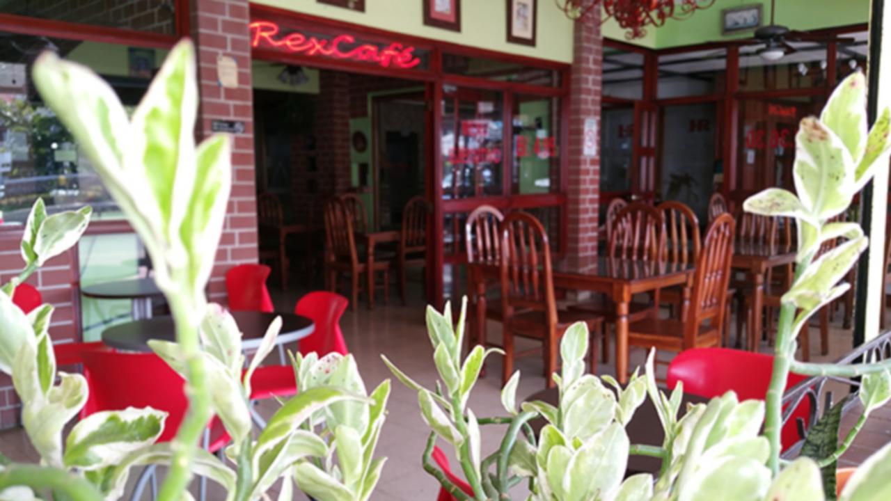 Hotel Rex Chitre Exterior photo